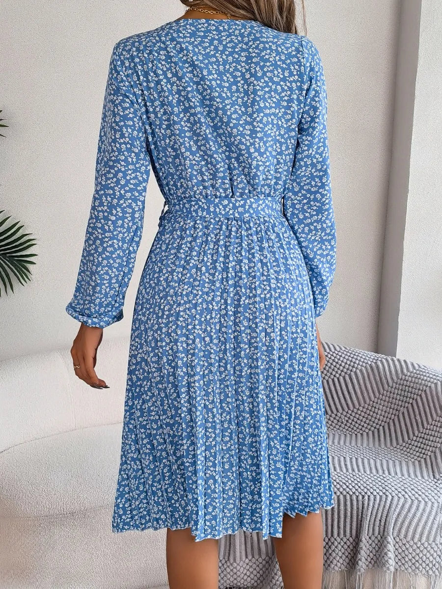 Ditsy Floral Tie Waist Pleated Dress – view 2