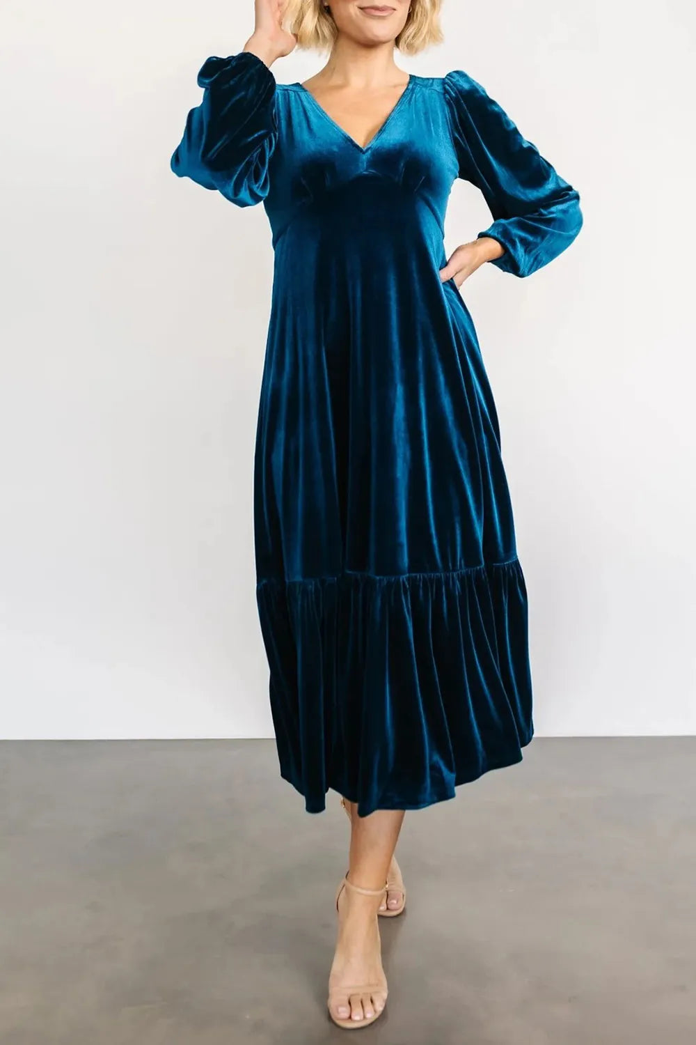 V-Neck Long Sleeve Midi Velvet Dress – view 4