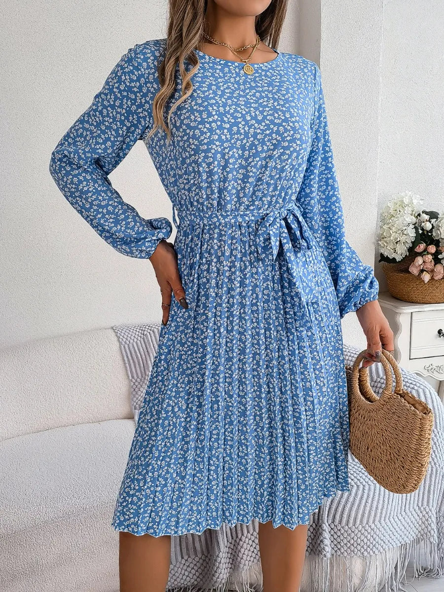 Ditsy Floral Tie Waist Pleated Dress – view 3